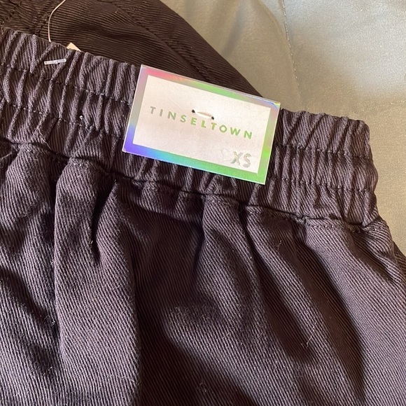 NWT Mid rise Pull-on Shorts XS Tinseltown Black FrayPocket Drawstring Elastic - Picture 10 of 14